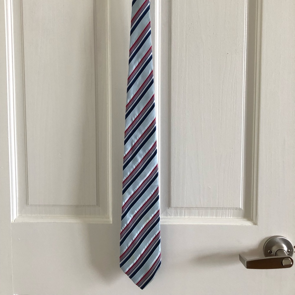 Hugo Boss Tie - Picture 2 of 3